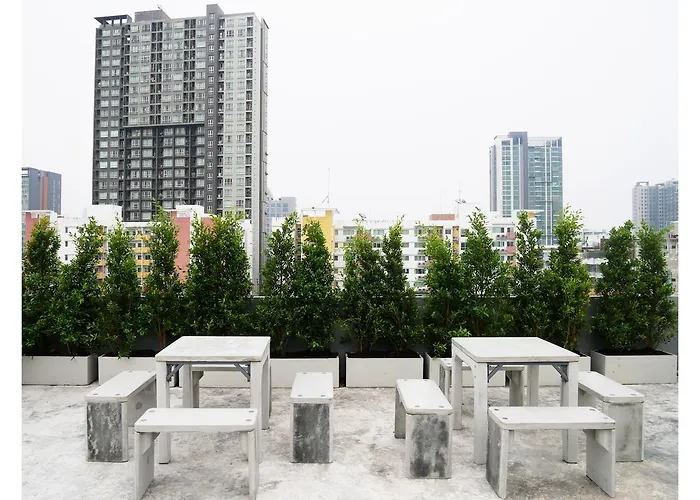 بيت شباب The Companion بانكوك